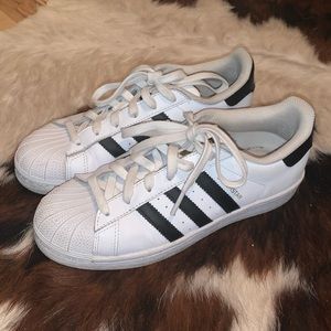 Adidas Superstar